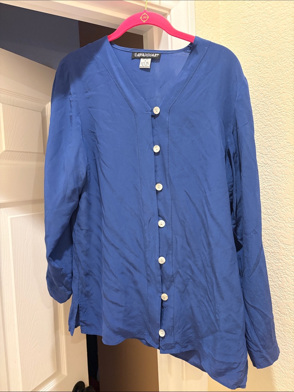 Savannah WoMen's Blue 100% silk Button-Front blouse